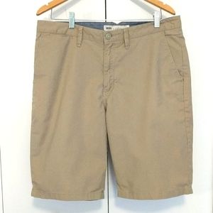 🌓VANS tan shorts chino flat front